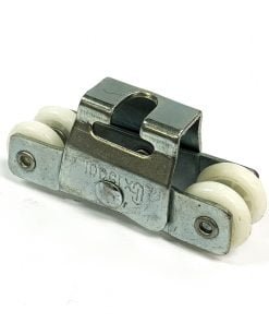 Roulette pour porte de bois encastrée