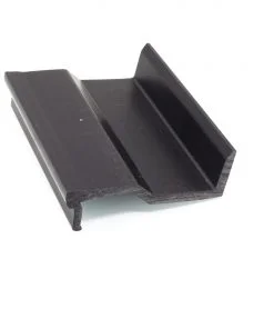 Pièce de retenu pour porte patio