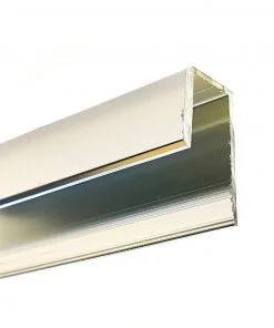 Moulure du haut « J »